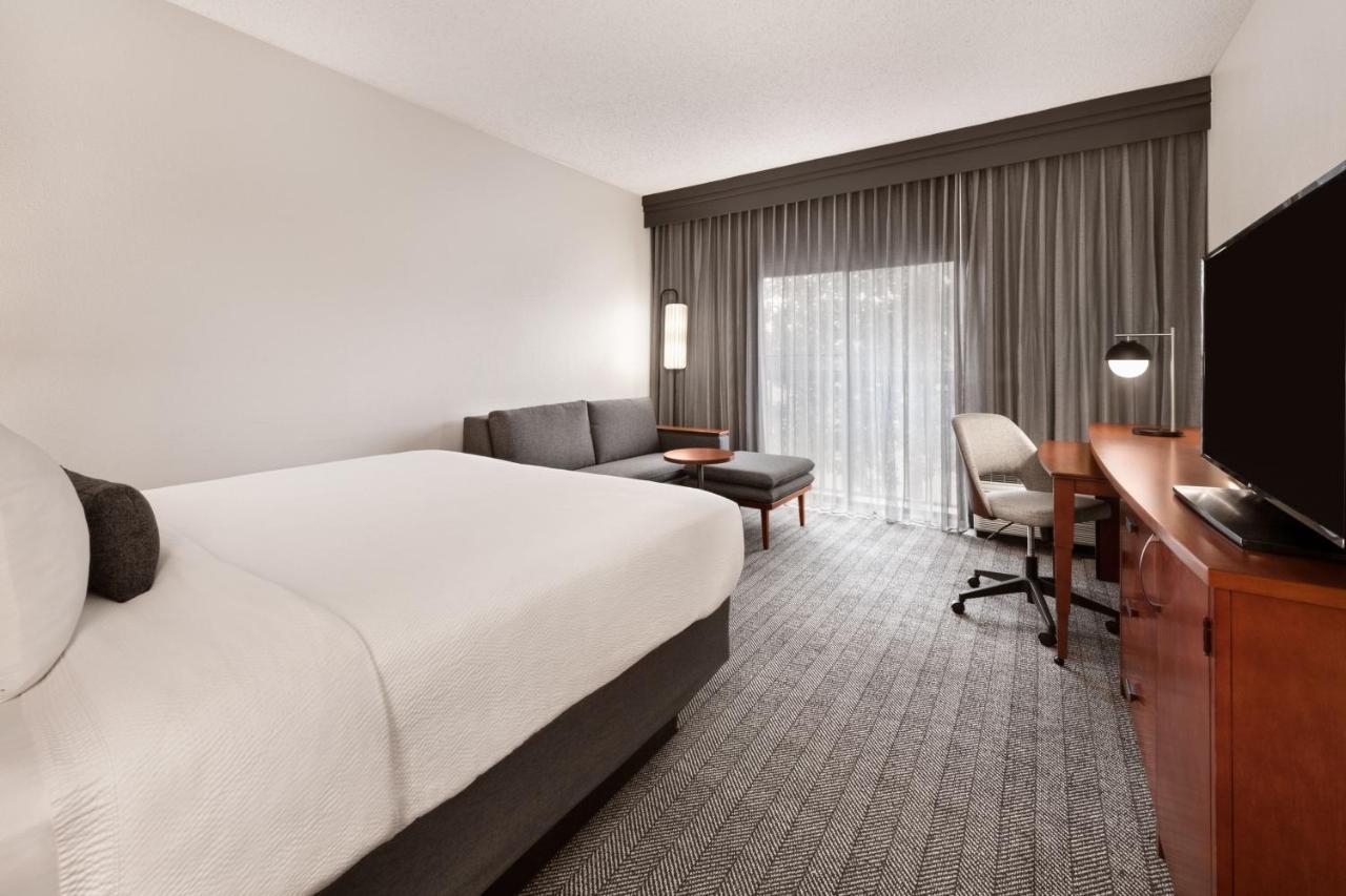 Hotel Courtyard By Marriott Memphis Airport Exterior foto