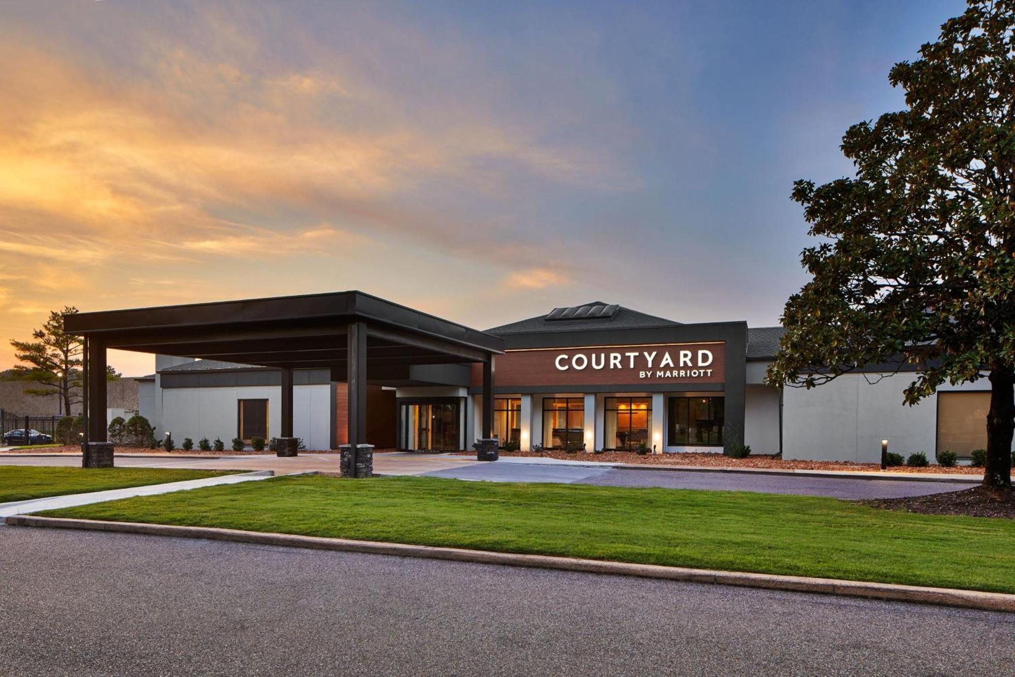 Hotel Courtyard By Marriott Memphis Airport Exterior foto
