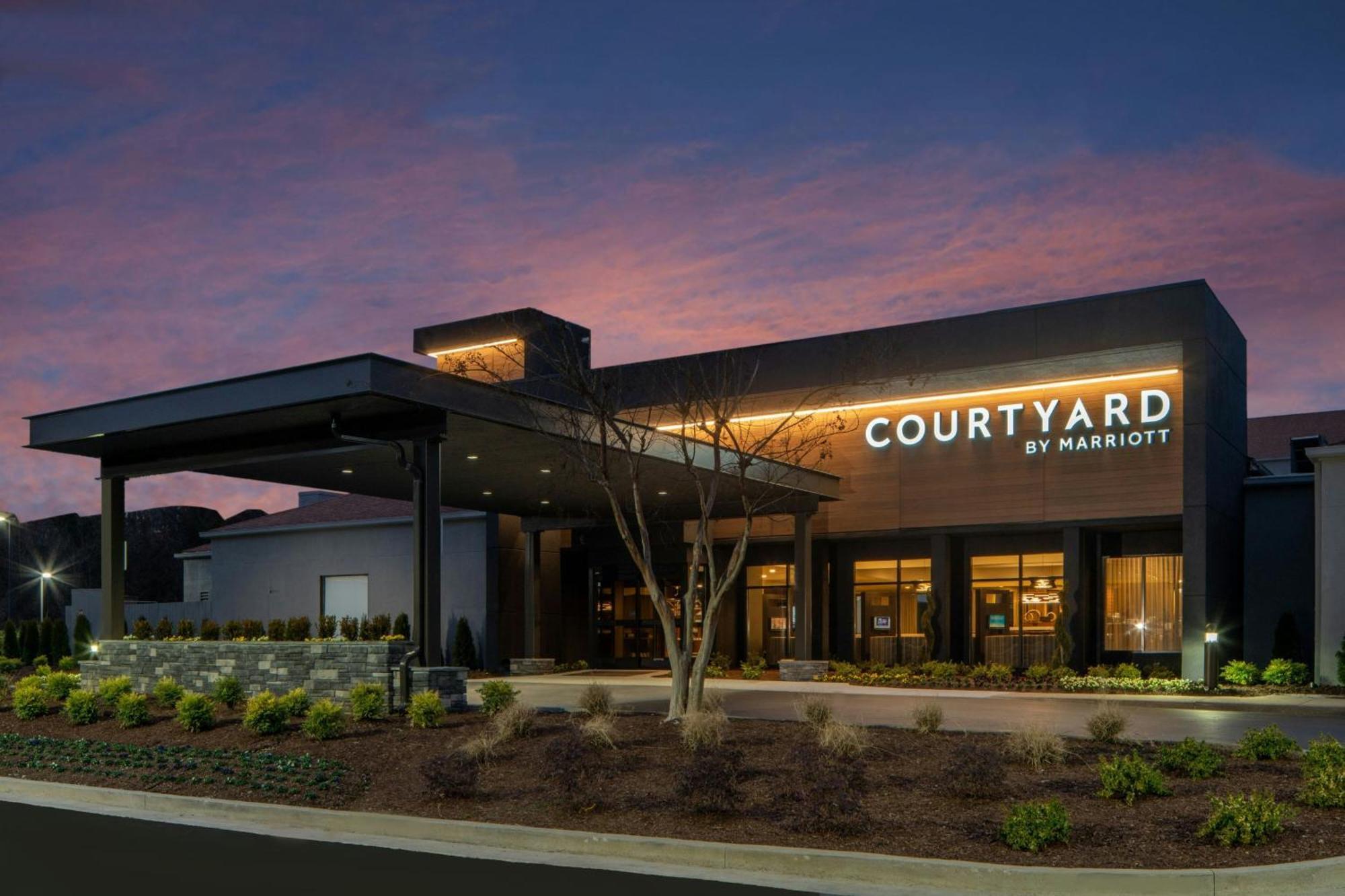Hotel Courtyard By Marriott Memphis Airport Exterior foto