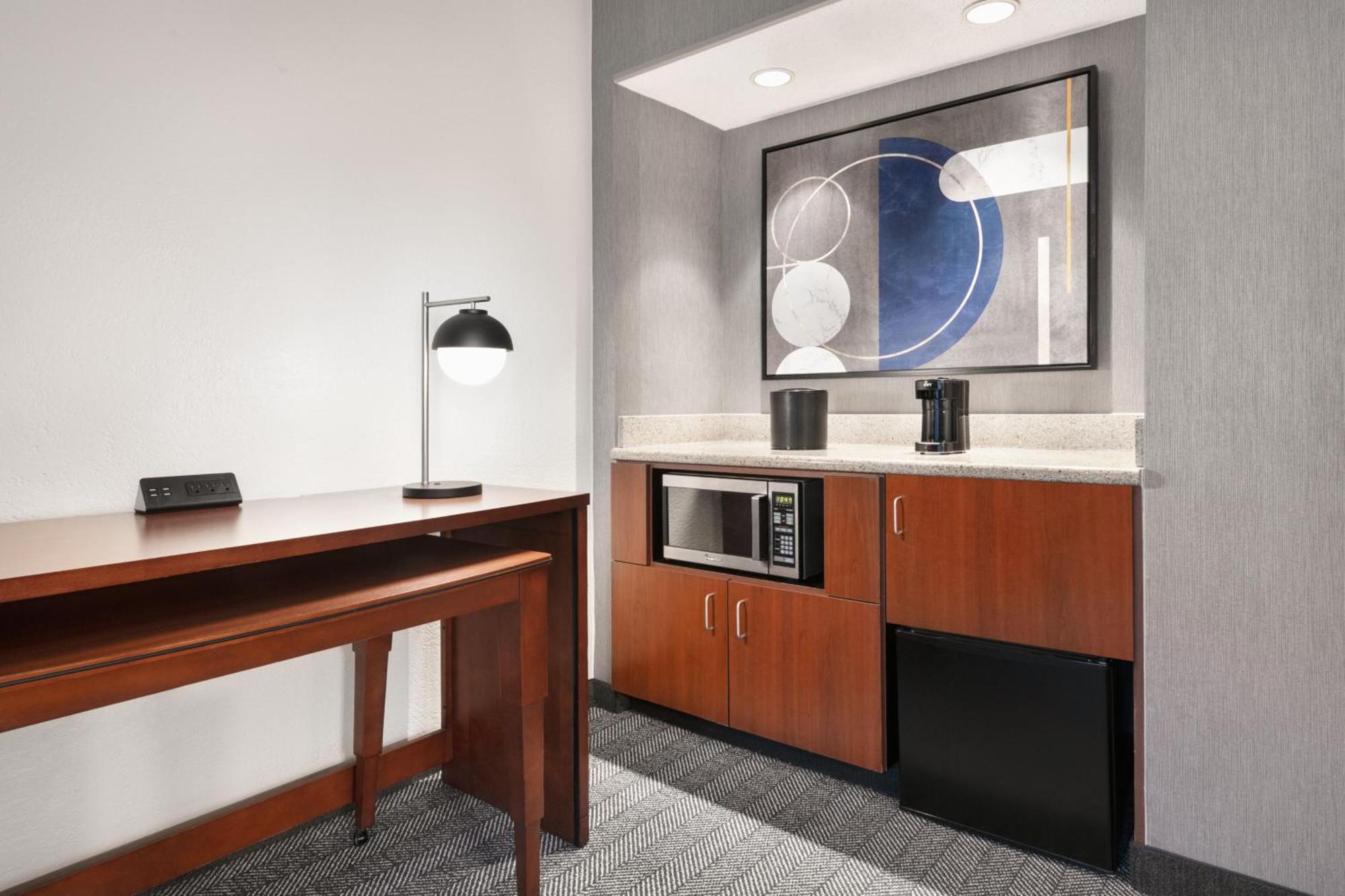 Hotel Courtyard By Marriott Memphis Airport Exterior foto