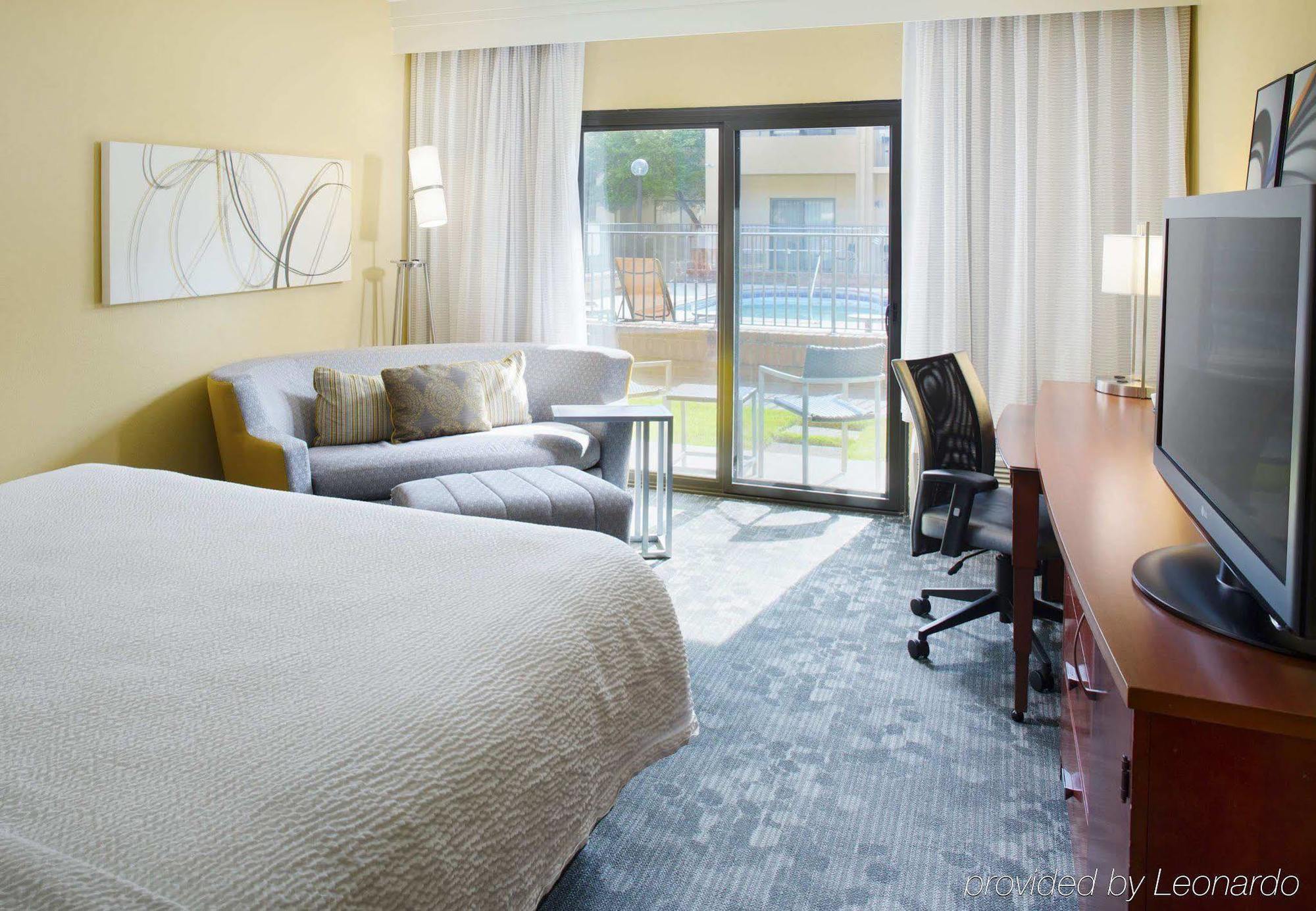 Hotel Courtyard By Marriott Memphis Airport Exterior foto