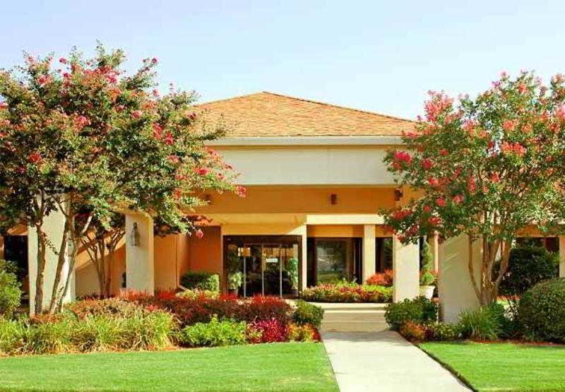 Hotel Courtyard By Marriott Memphis Airport Exterior foto