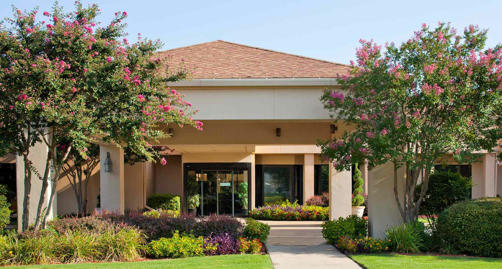 Hotel Courtyard By Marriott Memphis Airport Exterior foto